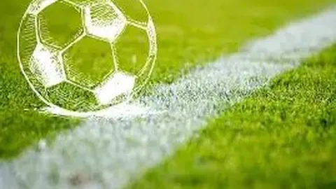 马可娇妻分享宝宝满月美照，夫妻携手共度欢乐时光